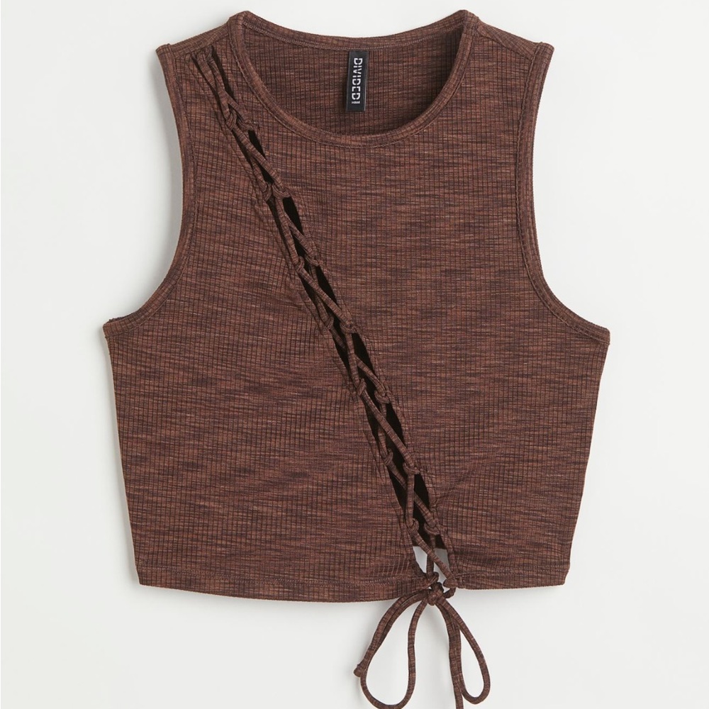 HM Lacing Detail Cut Out Top
